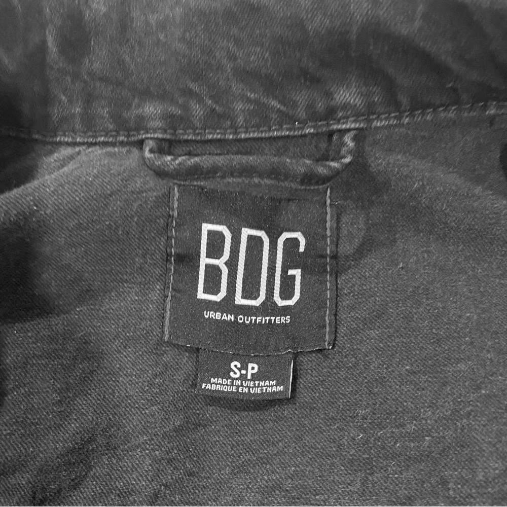Urban Outfitters BDG > Black denim cropped jacket - Picture 4 of 4